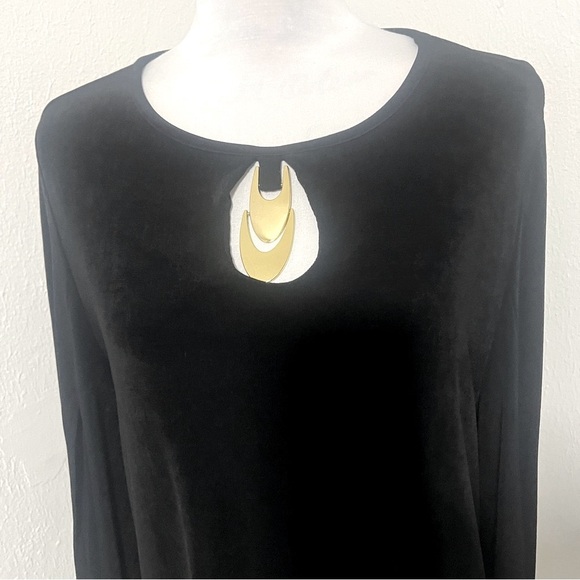Travelers by Chico's Women’s Size Large Elegant Black Blouse Gold Accent EUC - Picture 3 of 10